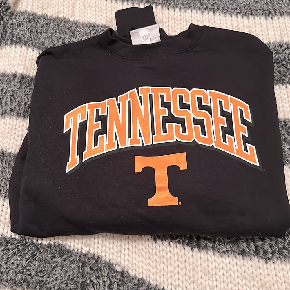 Cropped tennessee crew